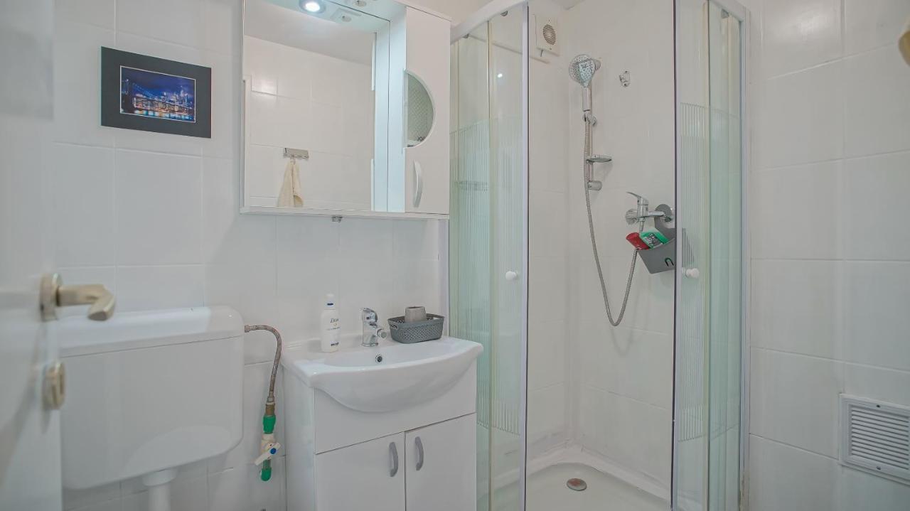 Old Town City Center Apartments Braşov Eksteriør bilde