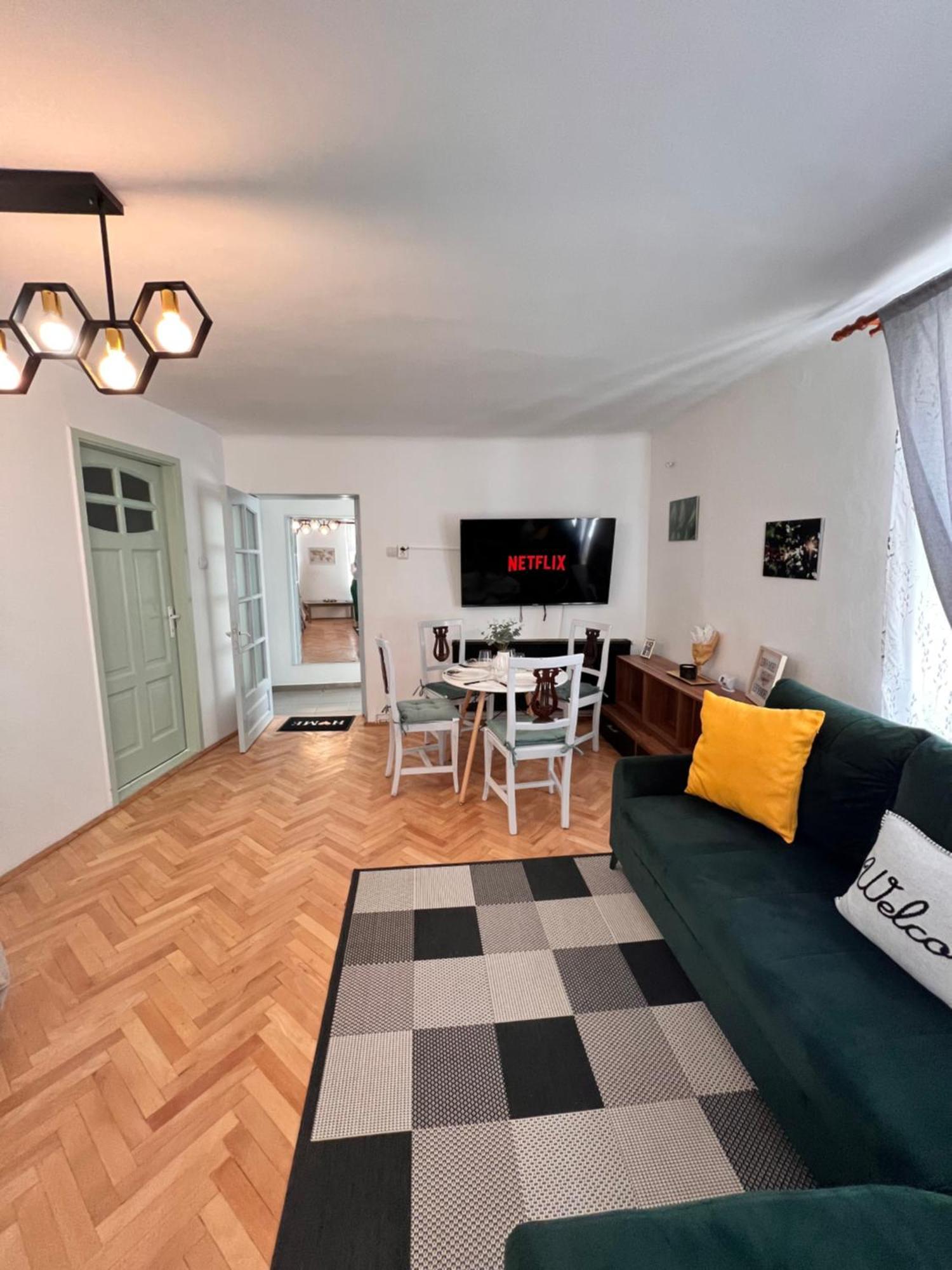 Old Town City Center Apartments Braşov Eksteriør bilde
